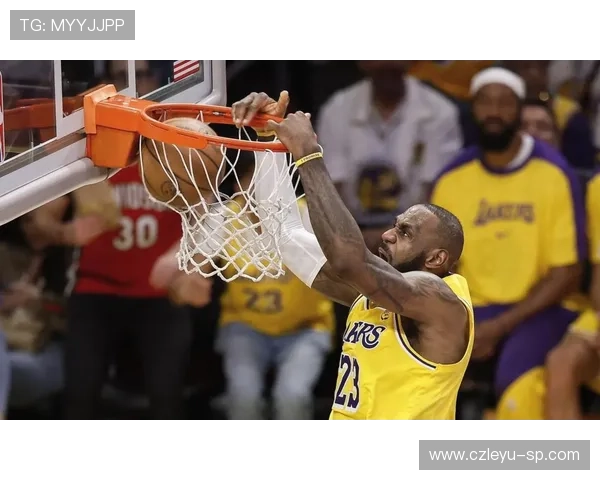 保罗·皮尔斯关键时刻单打效率提升拉开对阵詹姆斯差距