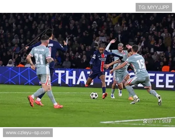 巴黎圣日耳曼关键战表现波动，问题显现对赛季走势形成制约